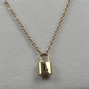 NIB Louise Carter Ellie Initial "L" Love Lock 18k Gold Plated Necklace 18"